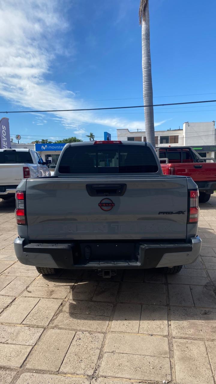 2024 Nissan Frontier V6 Pro-4x.t/A 4x4