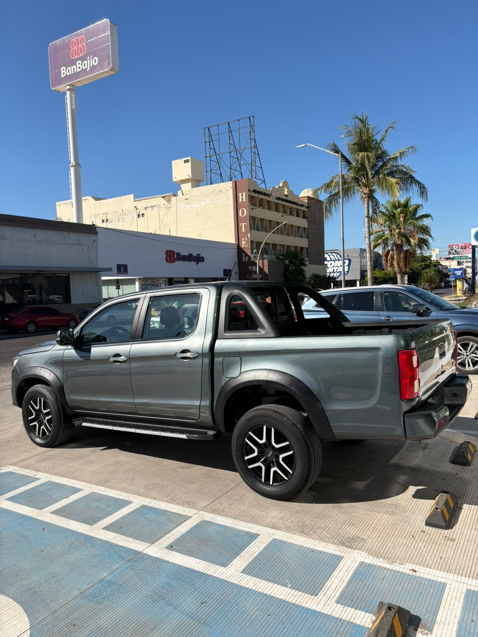 2023 Jac Frison T8 4x4 Tm Diesel