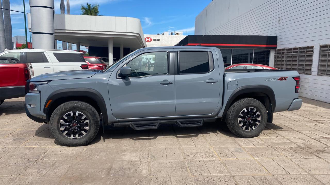 2024 Nissan Frontier V6 Pro-4x.t/A 4x4